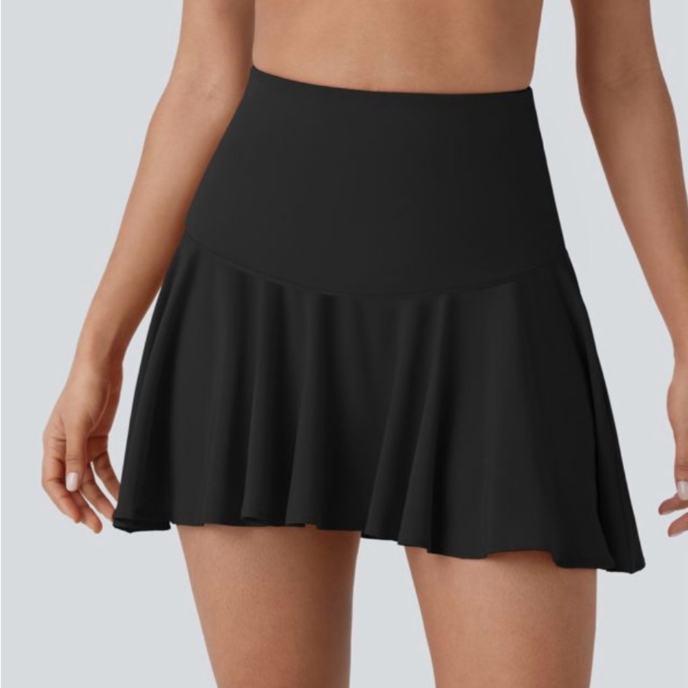 HALARA Black Skater Skirt